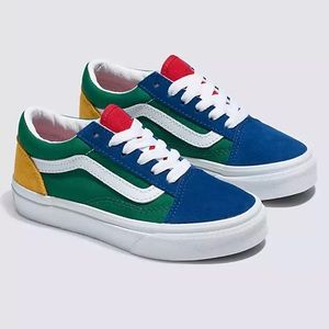 **NEW** Kids Old Skool V Vans Yacht Club shoes -Kids Size 3